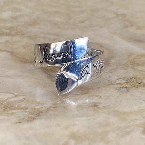 925 Sterling Silver Mother & Child Inspirational Quote Ring